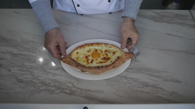 Хачапури по-аджарски на закваске.