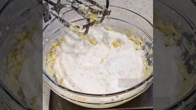 Очень вкусные сочники с творогом в духовке смотреть онлайн