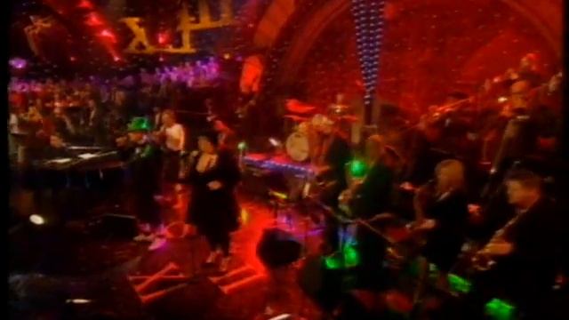 Boy George Hootenanny 09 Karma Chameleon.wmv смотреть онлайн