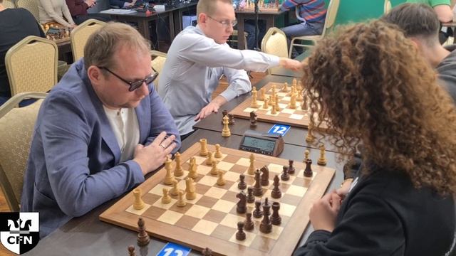 FM Agent Smith (2251) vs WIM A. Nur-Mukhametova (2084). Chess Fight Night. CFN. Blitz смотреть онлайн