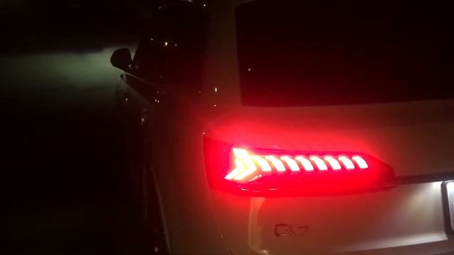 2021 Audi Q7 Locking & Mirror Fold смотреть онлайн