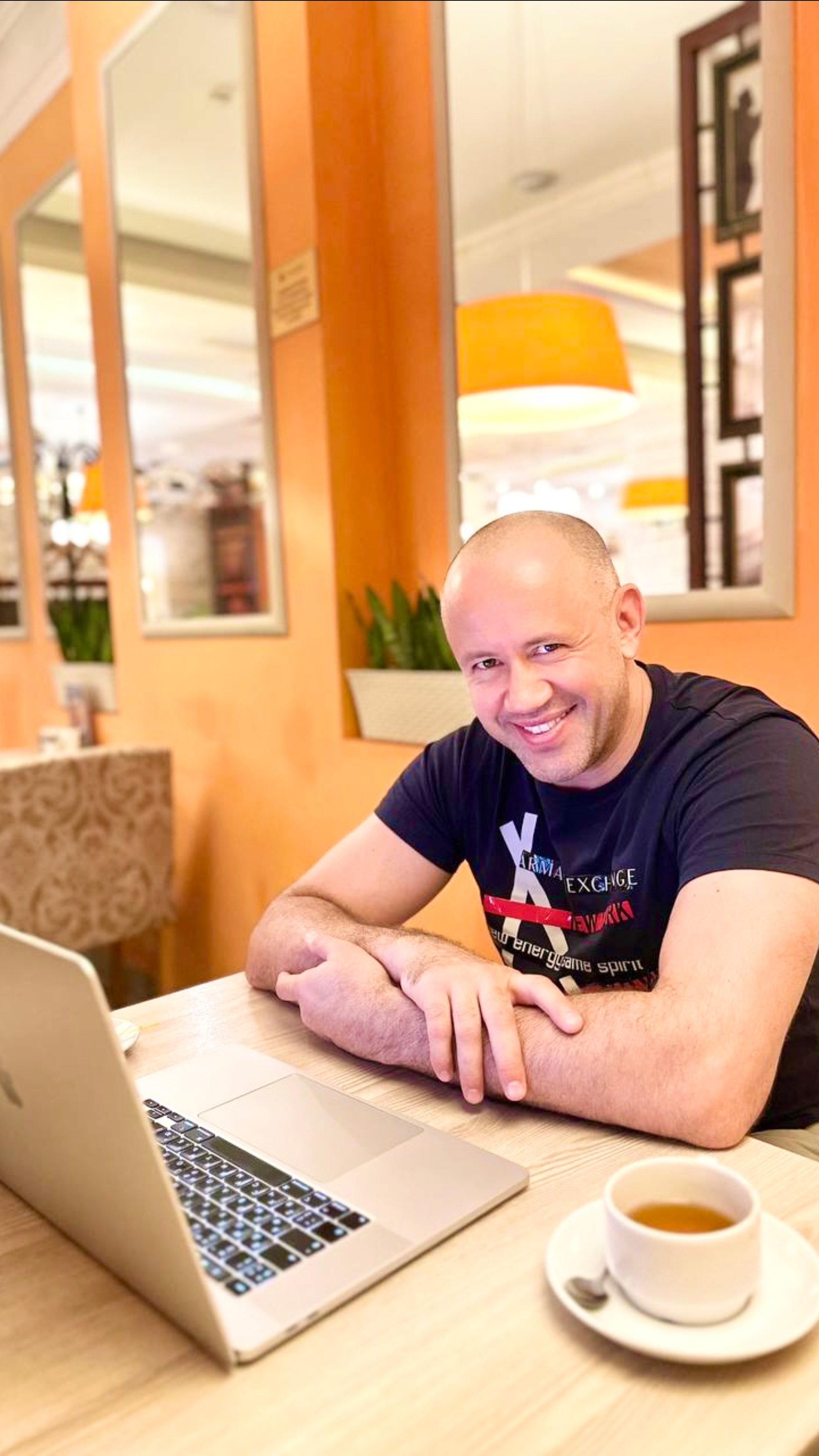 Парковка возле салона красоты 🅿️ смотреть онлайн