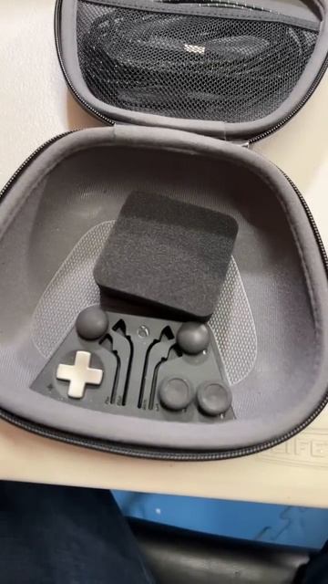 Which Xbox Elite Controller is the BEST?! смотреть онлайн