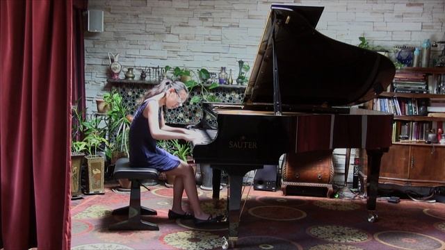 Iris Jin age12 Beethoven Sonata Op10 No1 3rd Mv смотреть онлайн