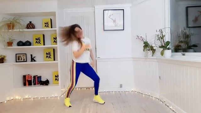 TEN CUIDADO Pitbull ft. El Alfa, Farruko & Omar Courtz. Zumba Choreo by Karla Borge. смотреть онлайн