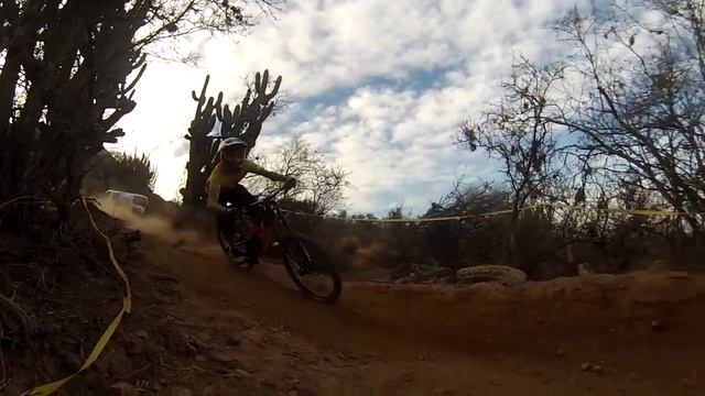 Sesion de "Foto Deportiva" - Gus Cortez - Downhill Mountain Bike смотреть онлайн