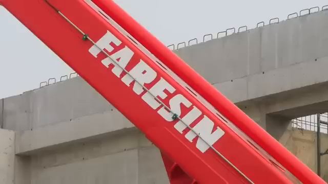 Телескопический погрузчик Faresin