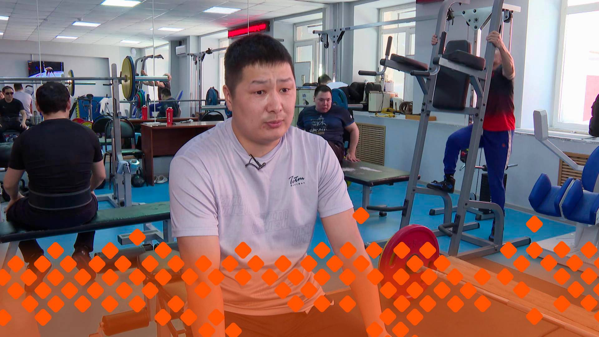 «Модун»: доруобуйаларынан хааччахтаах спортсменнары эрчийэр тренер Аркадий Степанов (23.03.25)