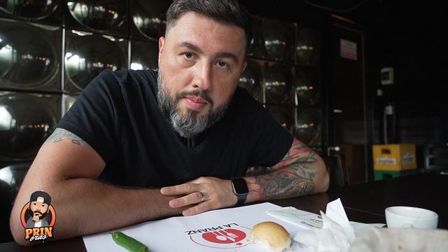 Am mancat La Pranz - Ciorba de curcan si Pomana porcului - RECENZII MANCARE / RESTAURANTE смотреть онлайн