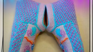 Video.Guru_20250323_000650948
Подробный мастер-класс по вывязыванию пяточки и обвязки самого следочк