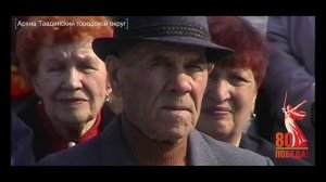 Поклонимся великим тем годам, тем славным командирам и бойцам....