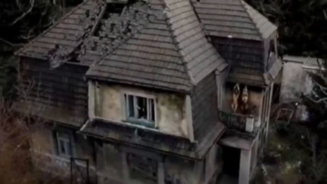 RUMAH TUA VIRAL PART #1 ...!!! PERVERSE FAMILY HAUNTED HOUSE -FILM VIRAL TERBARU...!!!! смотреть онлайн