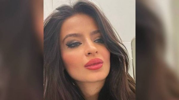 Видеоклип на песню Дым, Исполнитель Вероника Чигишева