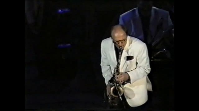 Kuban Jazz Orchestra (Джаз-оркестр "Кубань") - Don't Blame Me смотреть онлайн