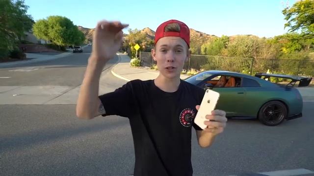 100MPH IPHONE 8 DROP TEST! смотреть онлайн