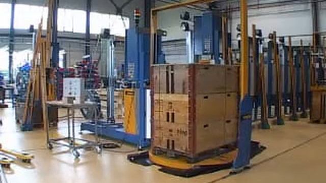 Strapex VSS with integrated turntable смотреть онлайн