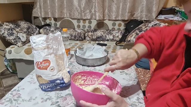 ПИТКИ СЪС СОДА МАСЛО И СИРЕНЕ 🥛 смотреть онлайн