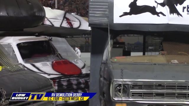 RV Demo Derby - O.C. Fair смотреть онлайн