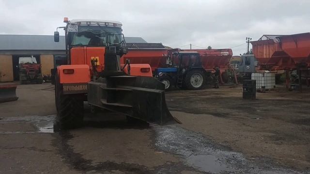 Бульдозер - грейдозер Ярославец Я-250 - 8 месяцев эксплуатации! Непобедимая техника)! смотреть онлайн