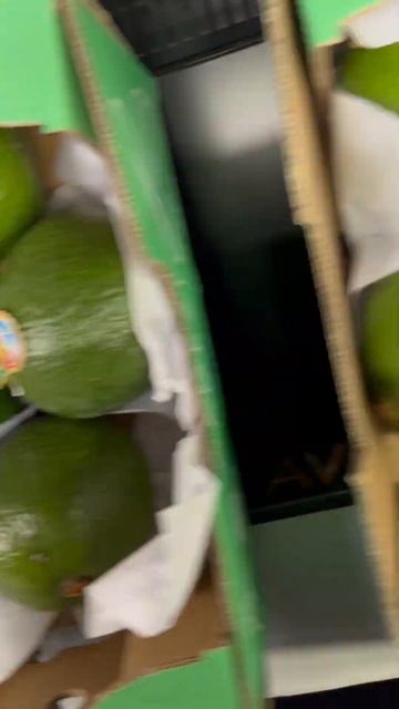Фрукты овощи Ленинградский рынок#amazing#frutis#shorts#Черешня#Ананас#Клубника#Папайя#Персик#Малина смотреть онлайн