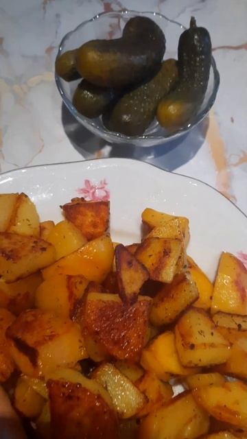 картошка запеченая и сосиски Shorts