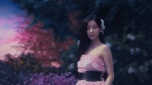 BABYMONSTER -  'Stuck In The Middle' M/V