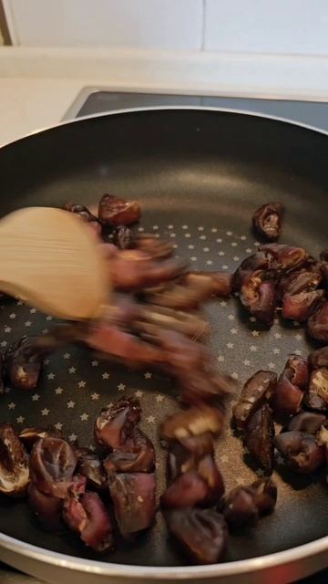 Конфеты из финика