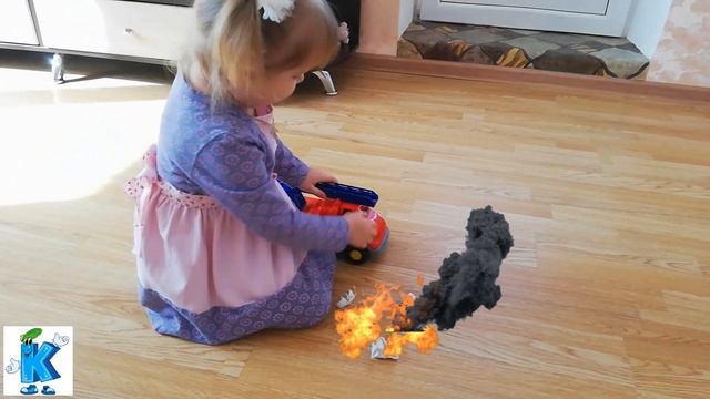 Машинки Видео для детей Пожарная машина спасатель смотреть онлайн