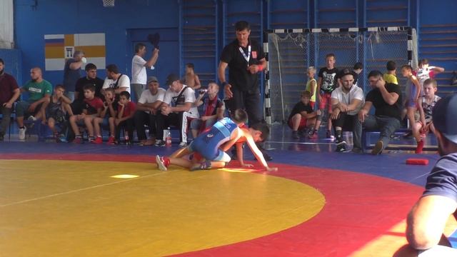 Асатурян Рустам (Сочи) - Волобуев Дамир (Белореченск) смотреть онлайн