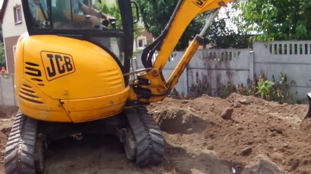 Планировка участка на склоне мини-экскаватором - steh39.ru смотреть онлайн