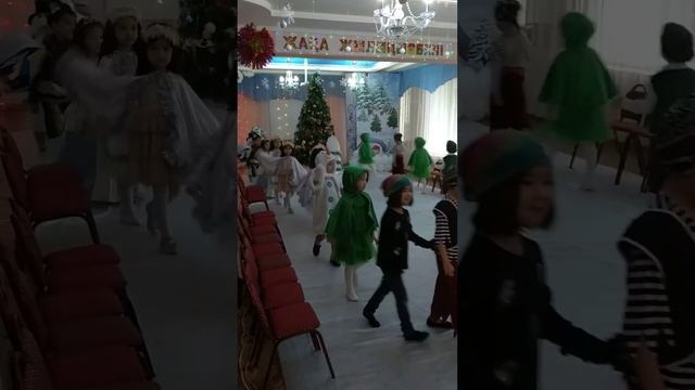 43 садик Арман новый год. смотреть онлайн