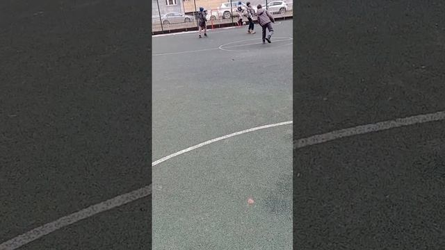 матч Сан-Матиза и против команды Жирных волос. смотреть онлайн