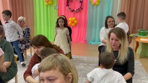 танец с мамами