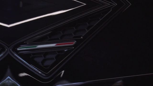 Рекламный ролик для тюнинг-ателье Mansory смотреть онлайн
