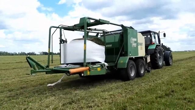 Обмотка сенажа пресом krone и трактор МТЗ 1221 смотреть онлайн