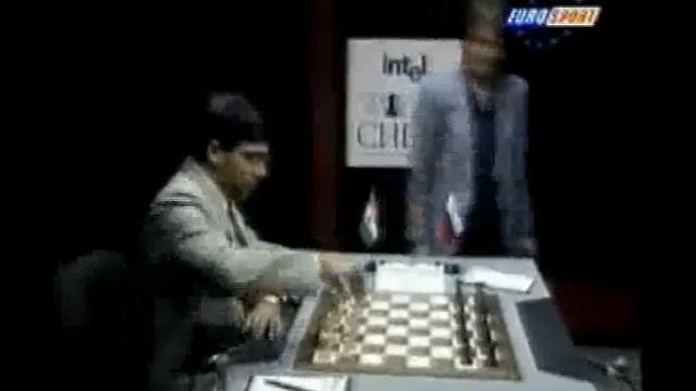 Чемпионы мира.Несколько мгновений смотреть онлайн
