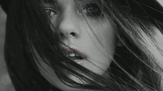 Indila - Mini World (Serhat Durmus Remix) смотреть онлайн