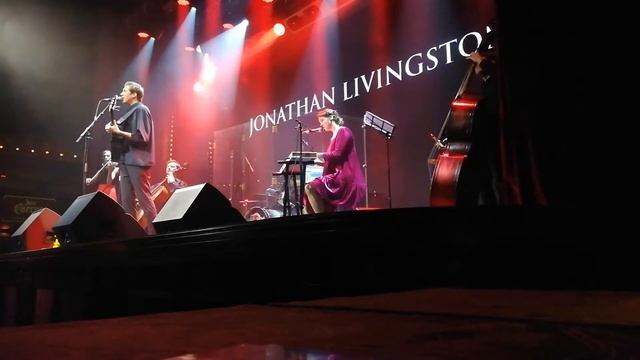 Лівінстон — З тобою (live) смотреть онлайн