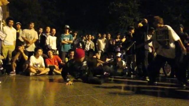 breakdance on Hanoi street смотреть онлайн