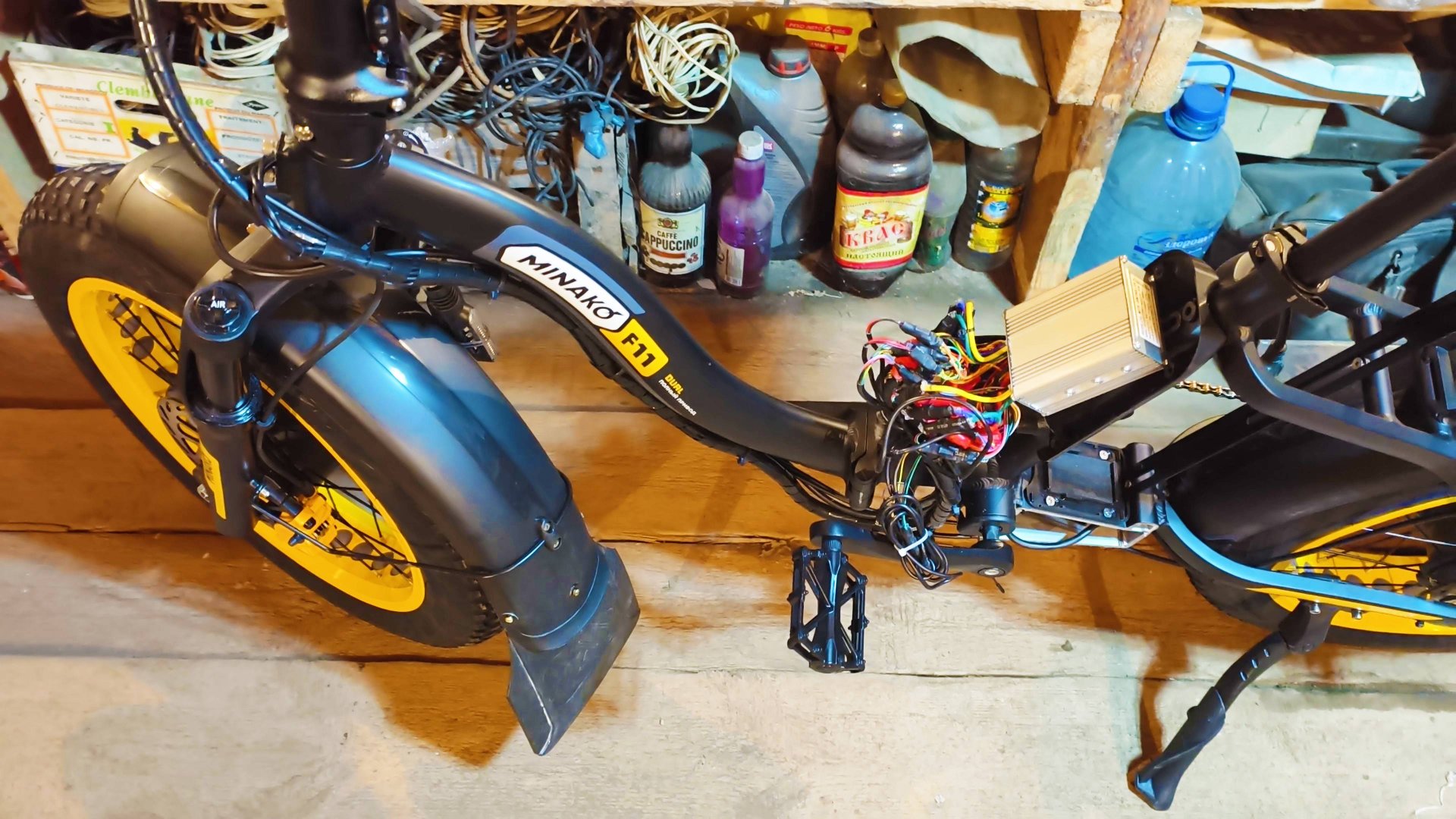 Minako F11 Dual подготовка к летнему сезону. Брызговики на электрофэтбайк. смотреть онлайн