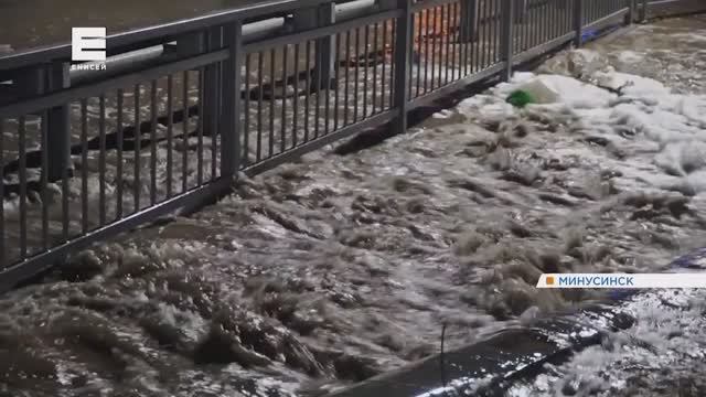 В Сибири ПРОРВАЛО ДАМБУ: репортаж с места потопа