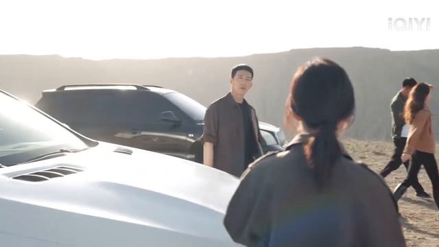 ซินเดอเรลล่ากลัวความสูงดังนั้นซีอีโอจึงโอบกอดเธอและปกป้องเธออย่างใกล้ชิด!