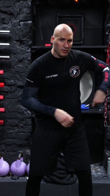 Боишься_ _ Обучение нунчакам- Демонстрация техник и приемов #сигмапрофи #телохранители #охрана