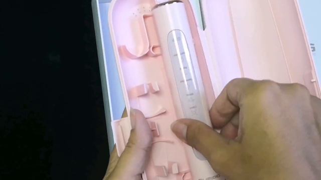 Розовая электрическая зубная щётка Polaris PETB 0503 PK/TC смотреть онлайн