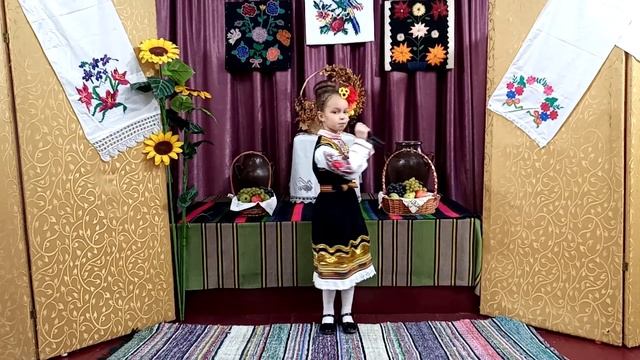 Копущу Екатерина, 7 лет "Маро ле" смотреть онлайн