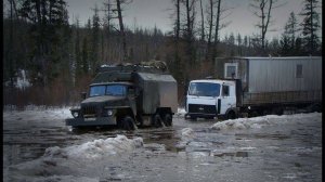 Северный дальнобой КАМАЗ или УРАЛ? Крутые водители на суровых зимниках Крайнего Севера.
