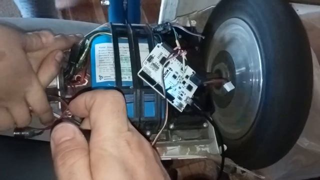 Reverse engineering of Hoverboard YIYUN TECH YK99 смотреть онлайн