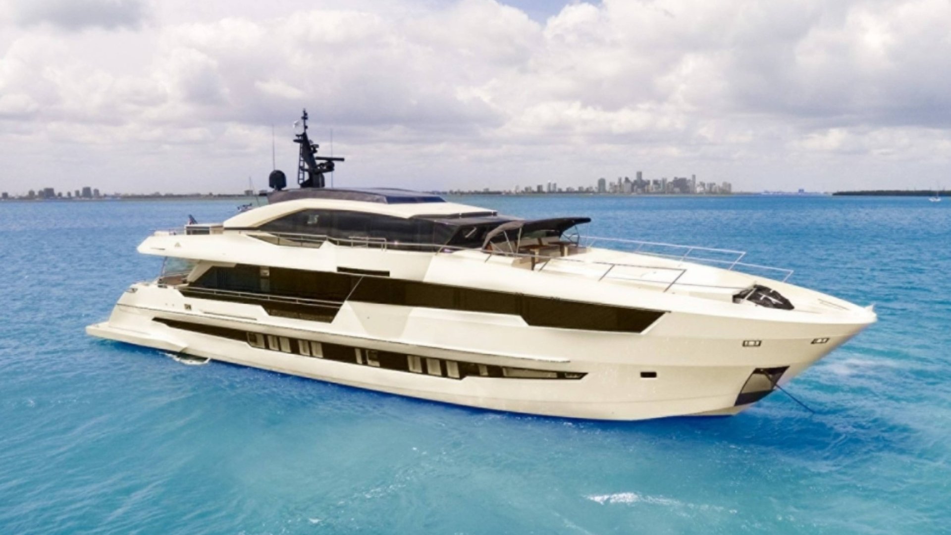Astondoa 110 Century Yacht