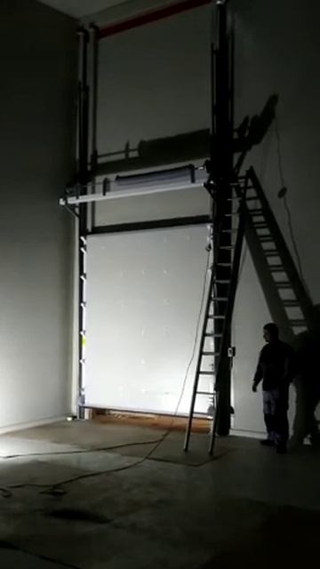 Секционные противопожарные ворота EI60 DoorHan смотреть онлайн