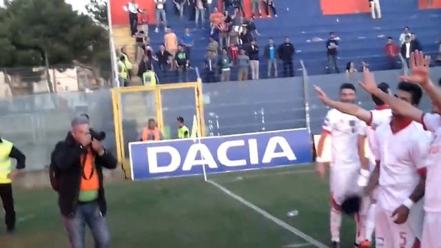 Crotone - Bari 0-3 Sciaudone capo ultras e festeggiamenti смотреть онлайн